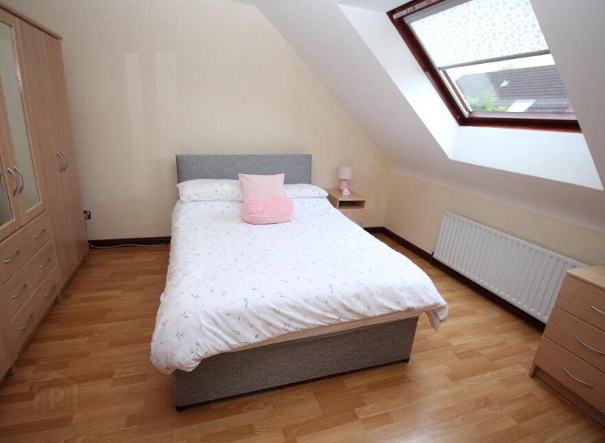 12 Craigs Road, Carrickfergus, BT38 9RL