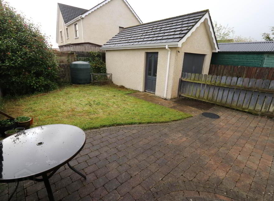 11 The Commons, Bellanaleck, Enniskillen, BT92 2BD