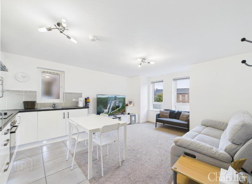 Apt 27, 3 West Circular Close, Belfast, BT13 3WQ