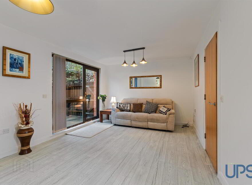 8 Ross Mill Avenue, Falls Road, Belfast, BT13 2QH