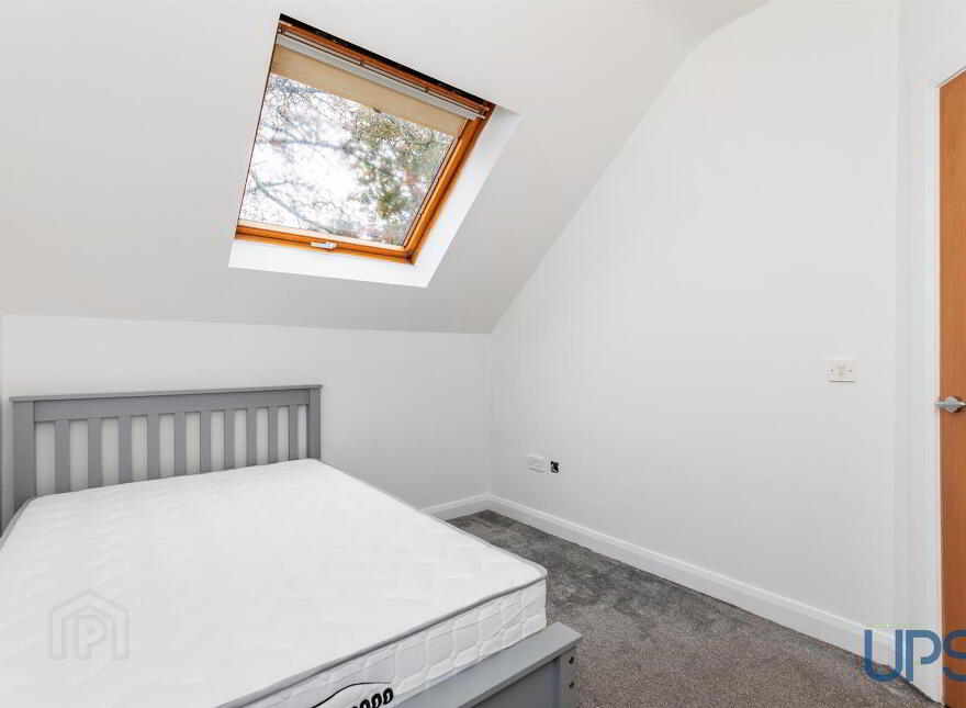 8 Ross Mill Avenue, Falls Road, Belfast, BT13 2QH