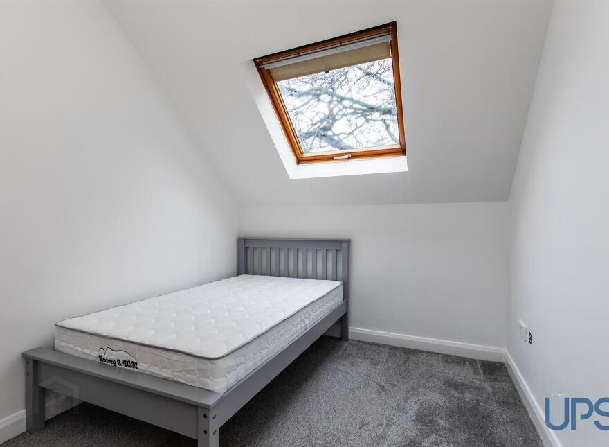 8 Ross Mill Avenue, Falls Road, Belfast, BT13 2QH