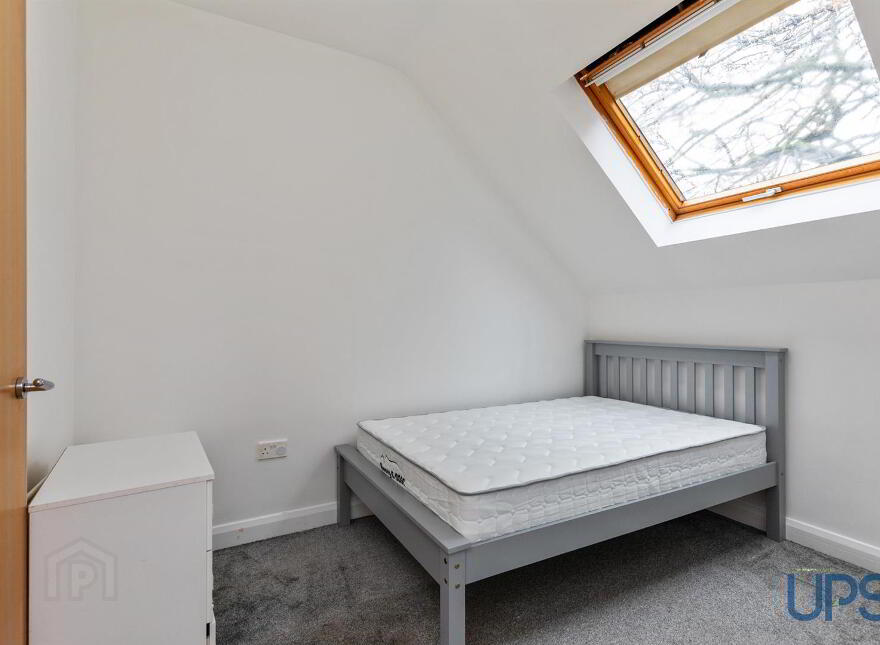 8 Ross Mill Avenue, Falls Road, Belfast, BT13 2QH