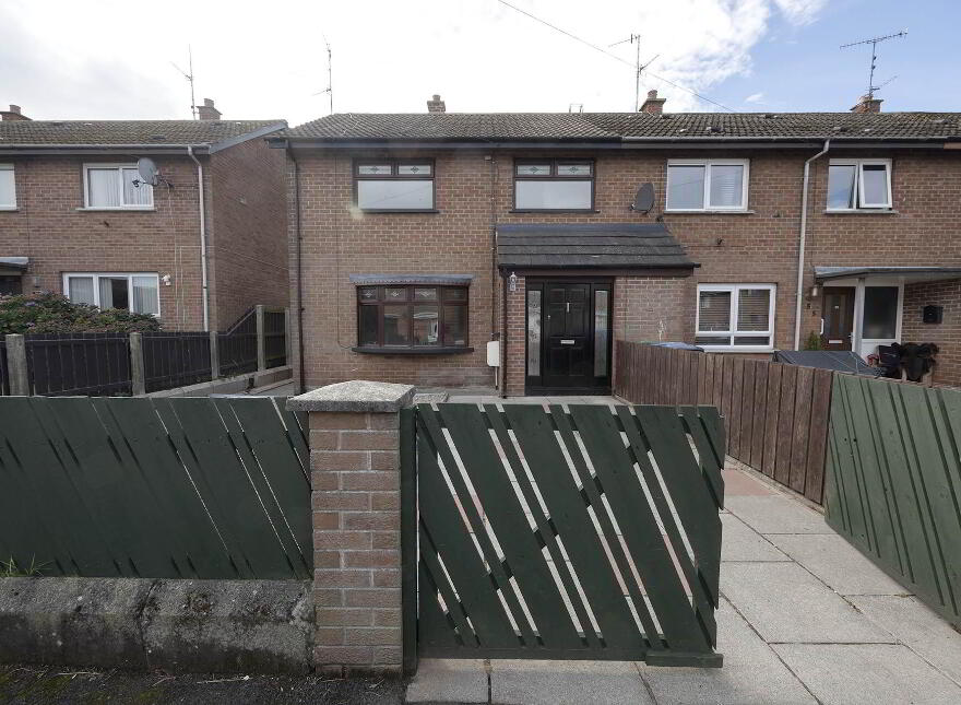 53 Deeny Drive, Lurgan, BT67 9EP photo