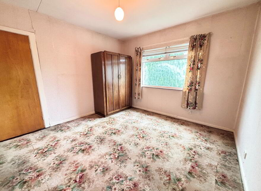 43 Tullymore Park, Ballymena, BT42 2AU