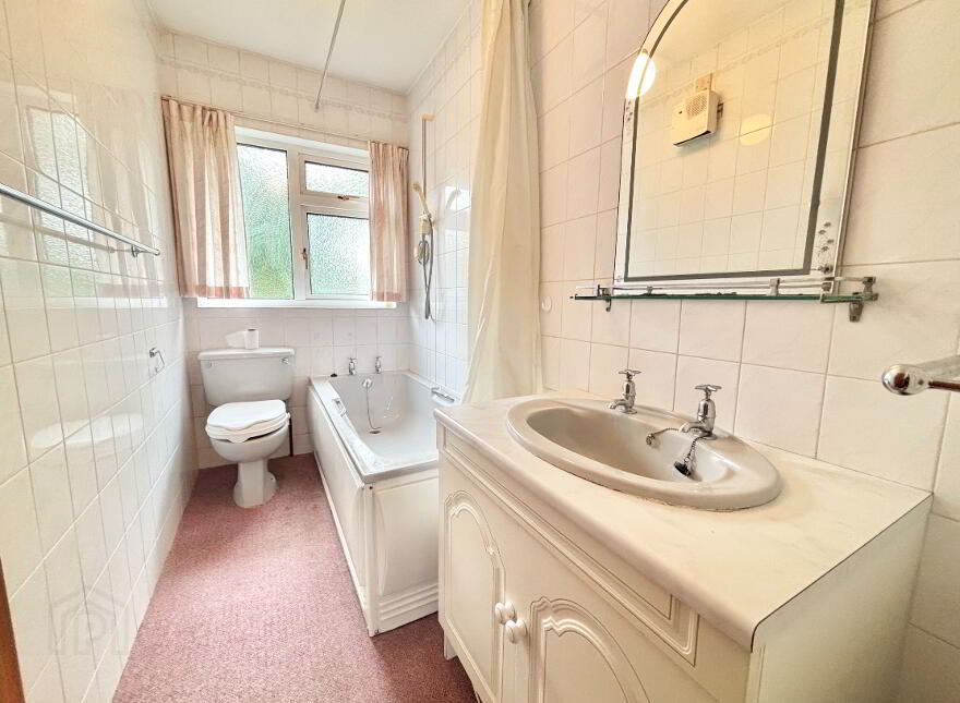43 Tullymore Park, Ballymena, BT42 2AU