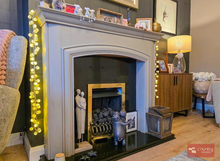 11 Meadowbank, Carrickfergus, BT38 8GZ