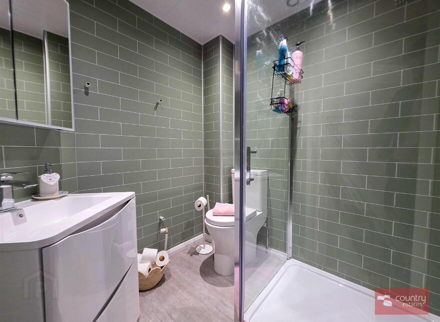 11 Meadowbank, Carrickfergus, BT38 8GZ