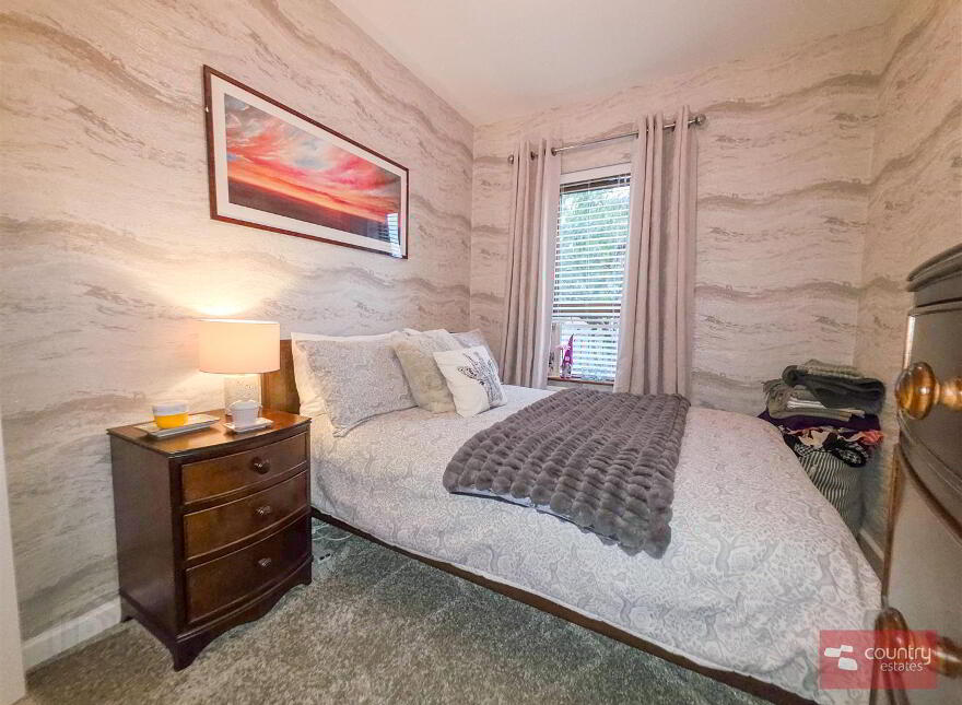 11 Meadowbank, Carrickfergus, BT38 8GZ