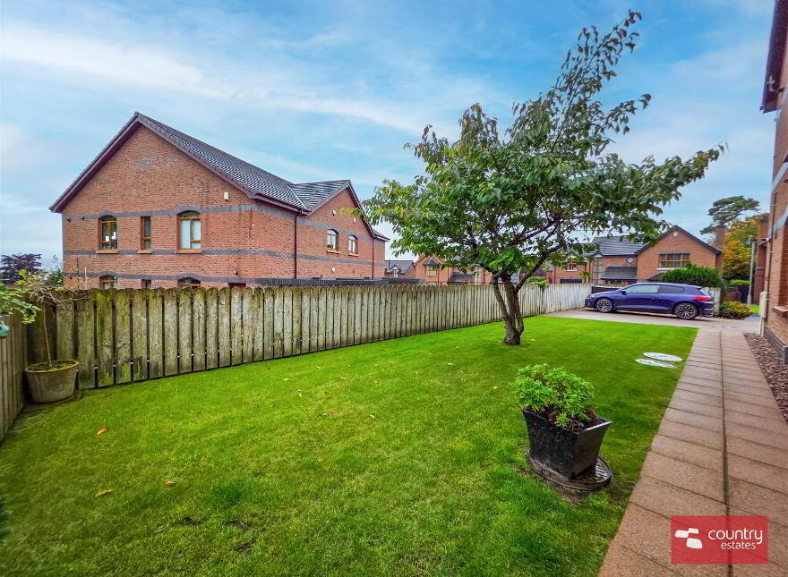 11 Meadowbank, Carrickfergus, BT38 8GZ