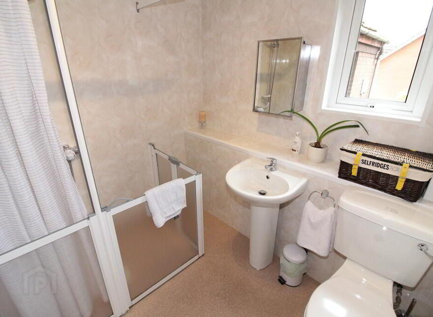 6 Somerton Close, Belfast, BT15 4DF