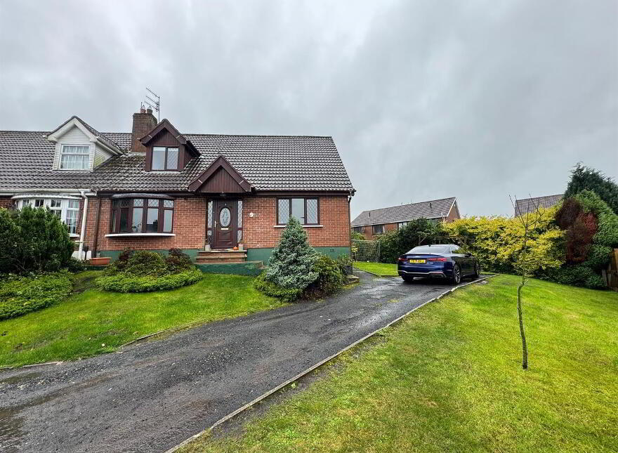 15 Hollybrook Grove, Hightown Road, Newtownabbey, BT36 4ZR photo
