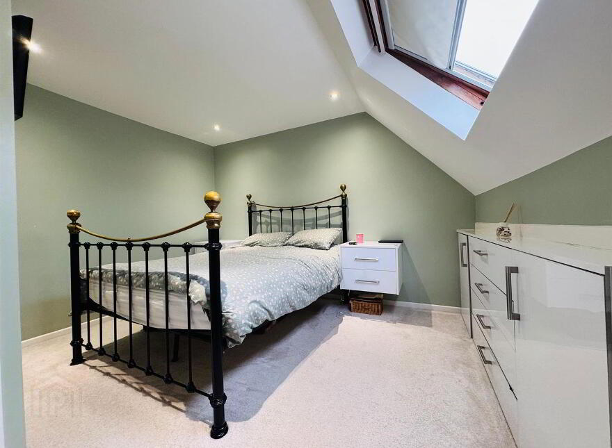 15 Hollybrook Grove, Hightown Road, Newtownabbey, BT36 4ZR