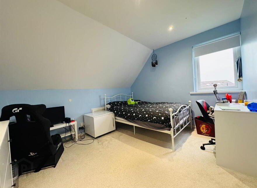 15 Hollybrook Grove, Hightown Road, Newtownabbey, BT36 4ZR