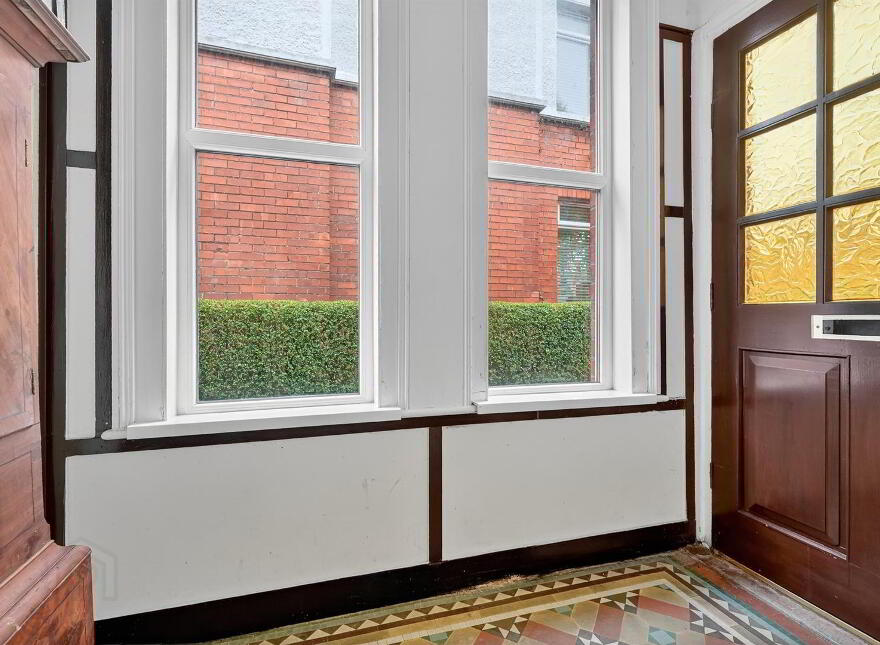2 Finaghy Park South, Belfast, BT10 0HR