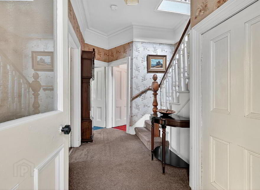 2 Finaghy Park South, Belfast, BT10 0HR