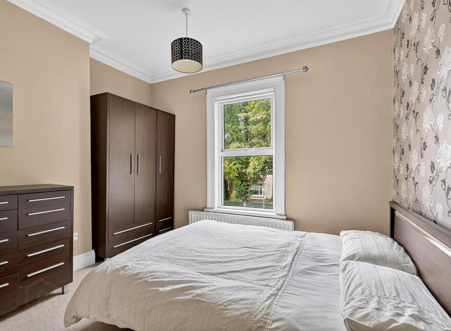 2 Finaghy Park South, Belfast, BT10 0HR