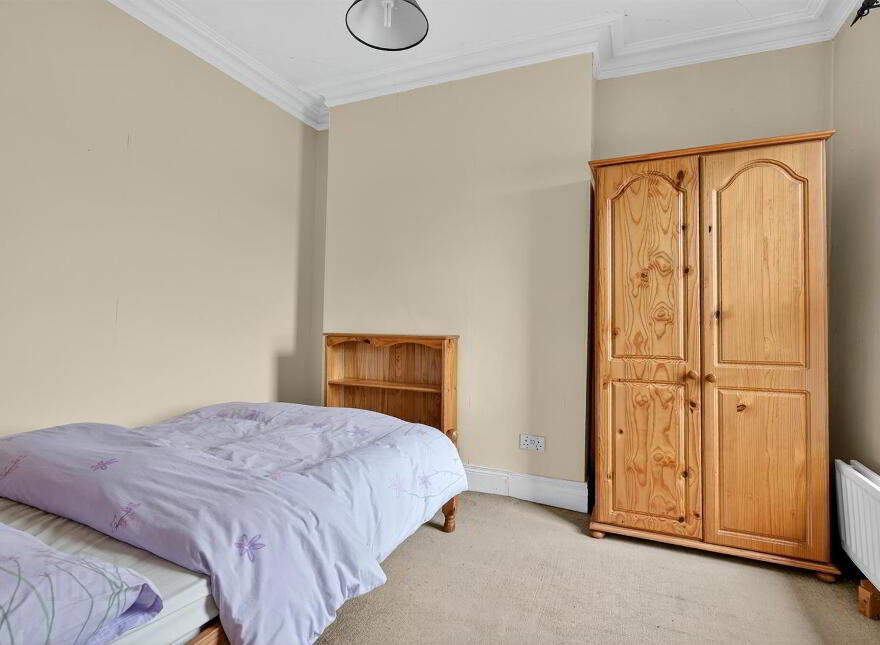 2 Finaghy Park South, Belfast, BT10 0HR