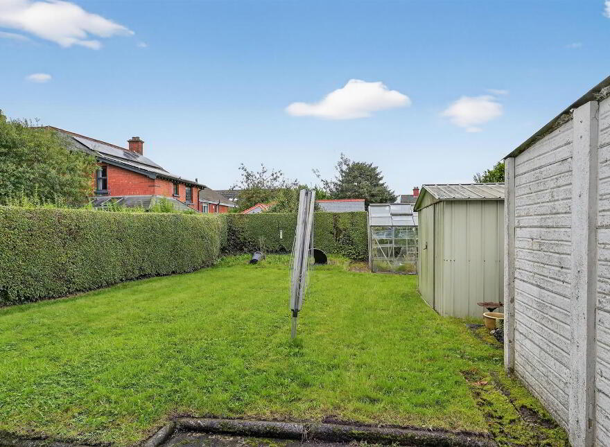 2 Finaghy Park South, Belfast, BT10 0HR