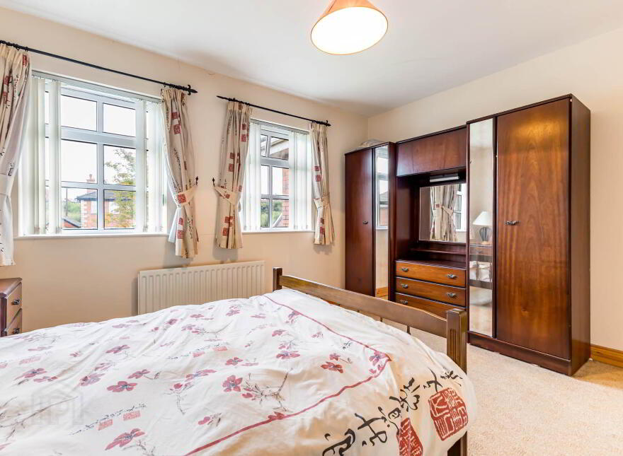 16 Magheralave Manor, Lisburn, BT28 3EN
