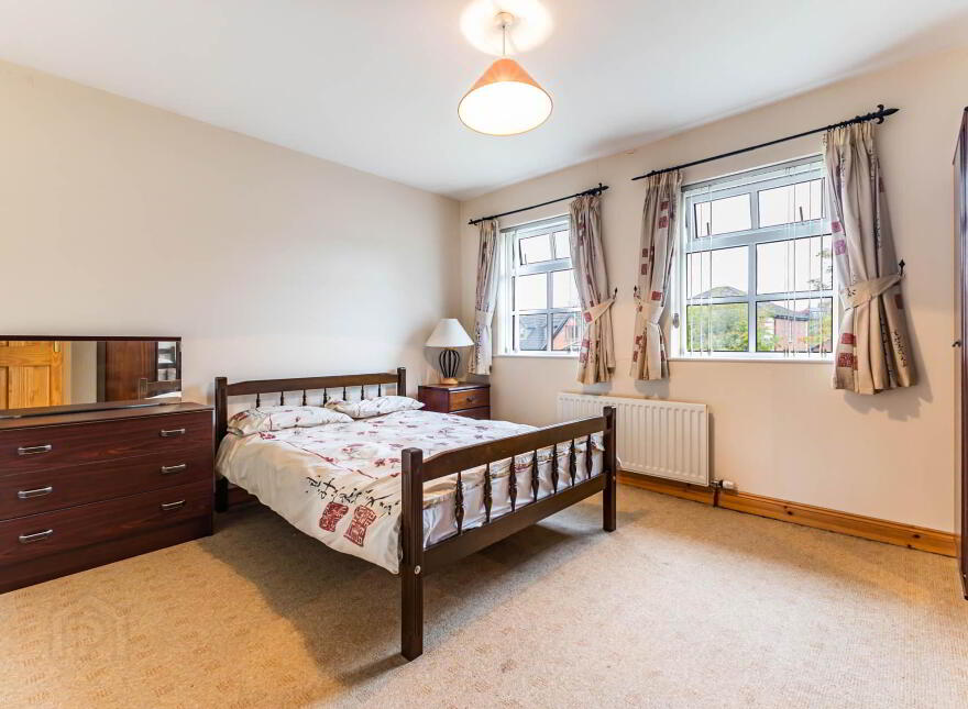 16 Magheralave Manor, Lisburn, BT28 3EN