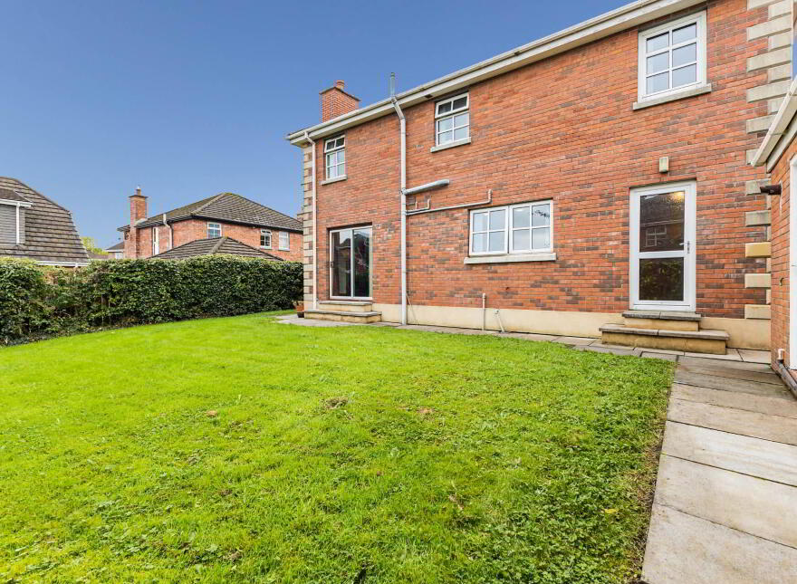 16 Magheralave Manor, Lisburn, BT28 3EN