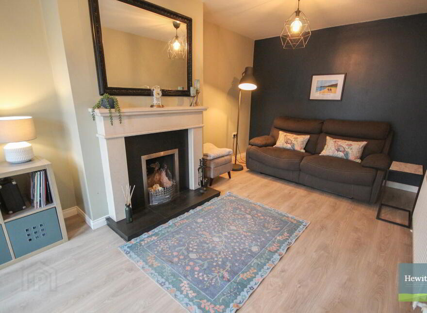 28 Green Park Drive, Markethill, BT60 1PX