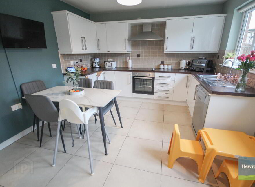 28 Green Park Drive, Markethill, BT60 1PX