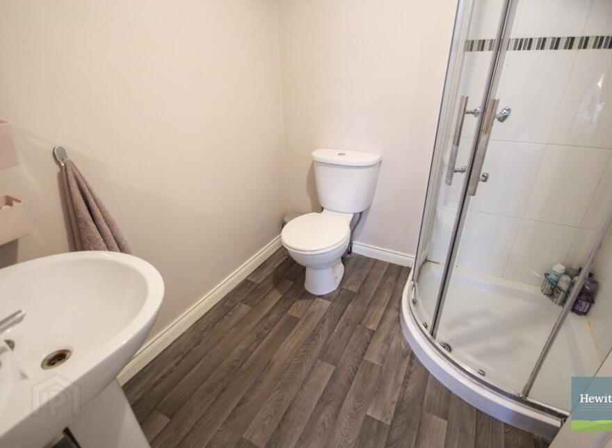 28 Green Park Drive, Markethill, BT60 1PX