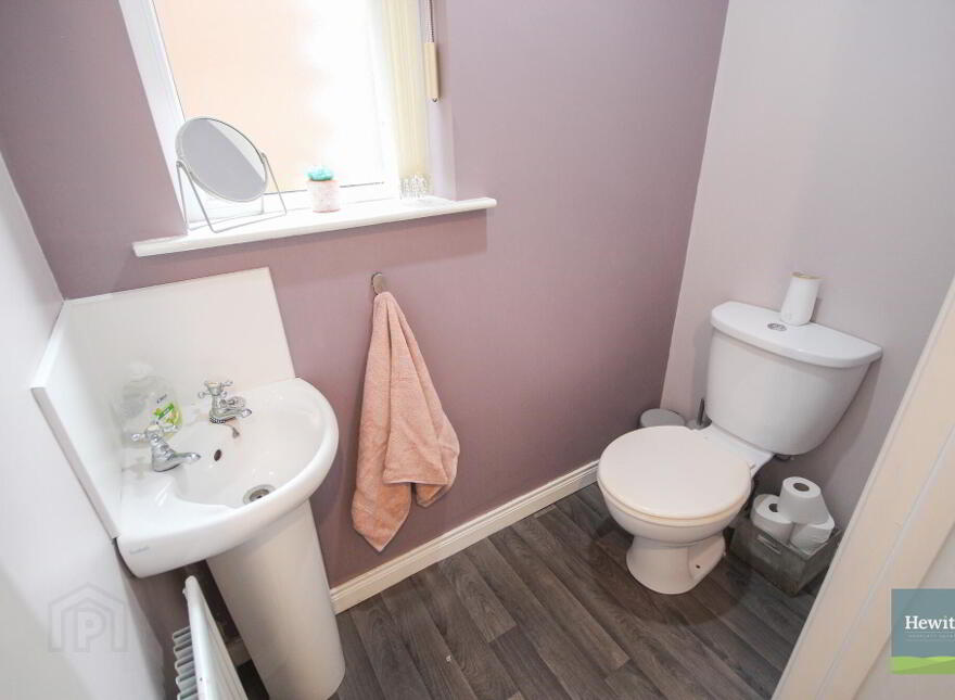 28 Green Park Drive, Markethill, BT60 1PX