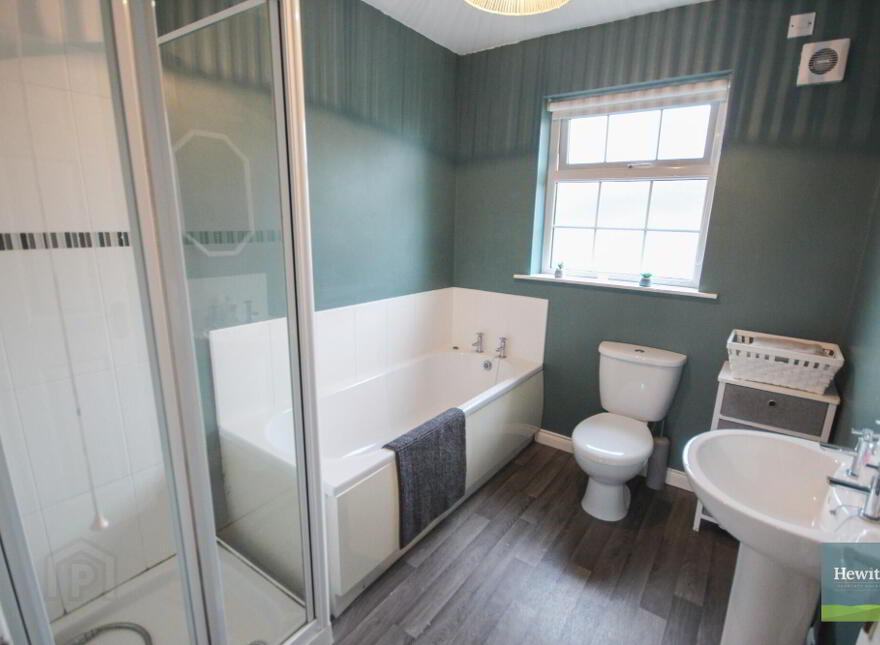 28 Green Park Drive, Markethill, BT60 1PX