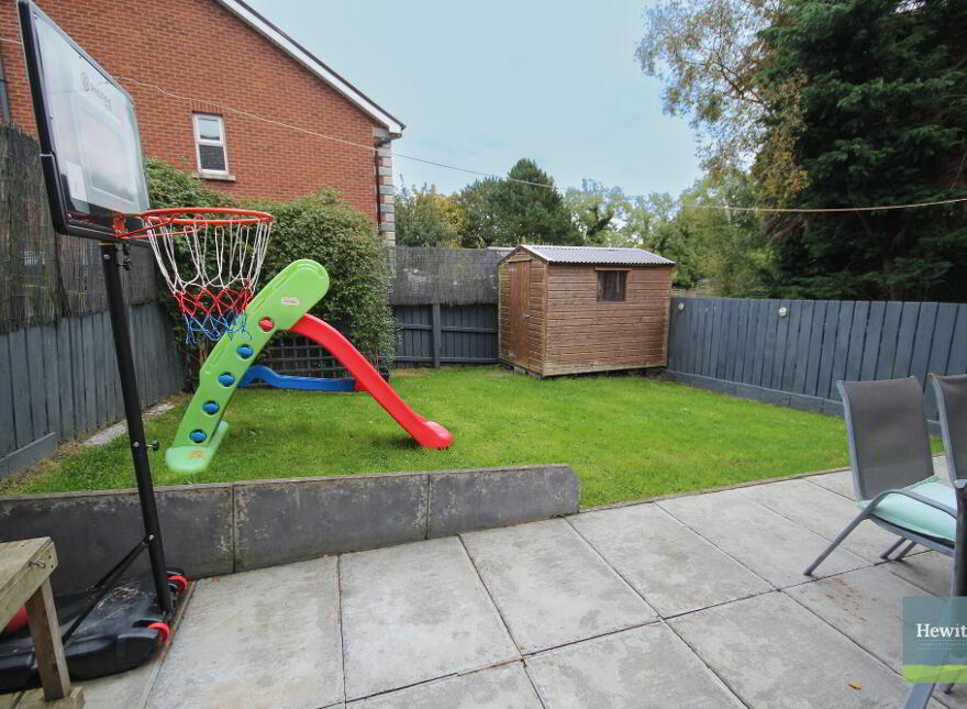 28 Green Park Drive, Markethill, BT60 1PX