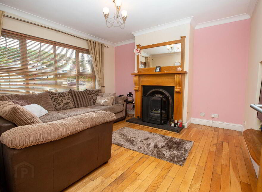 4 Tudor Oaks, Balynahinch, Ballynahinch, BT24 8YP