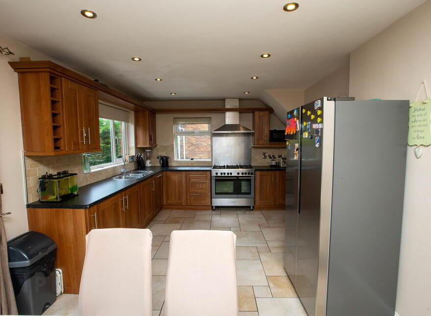 4 Tudor Oaks, Balynahinch, Ballynahinch, BT24 8YP