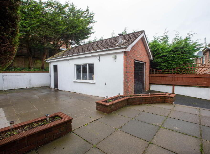 4 Tudor Oaks, Balynahinch, Ballynahinch, BT24 8YP