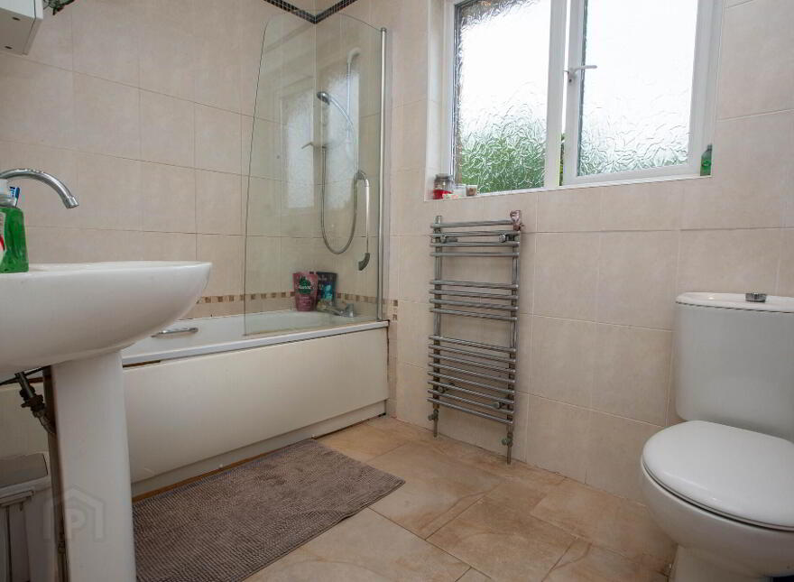 4 Tudor Oaks, Balynahinch, Ballynahinch, BT24 8YP