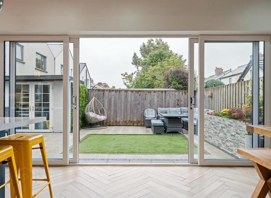 26 Bloomfield Road, Belfast, BT5 5LT