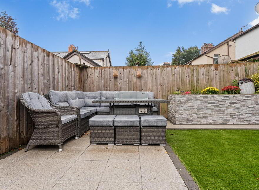 26 Bloomfield Road, Belfast, BT5 5LT