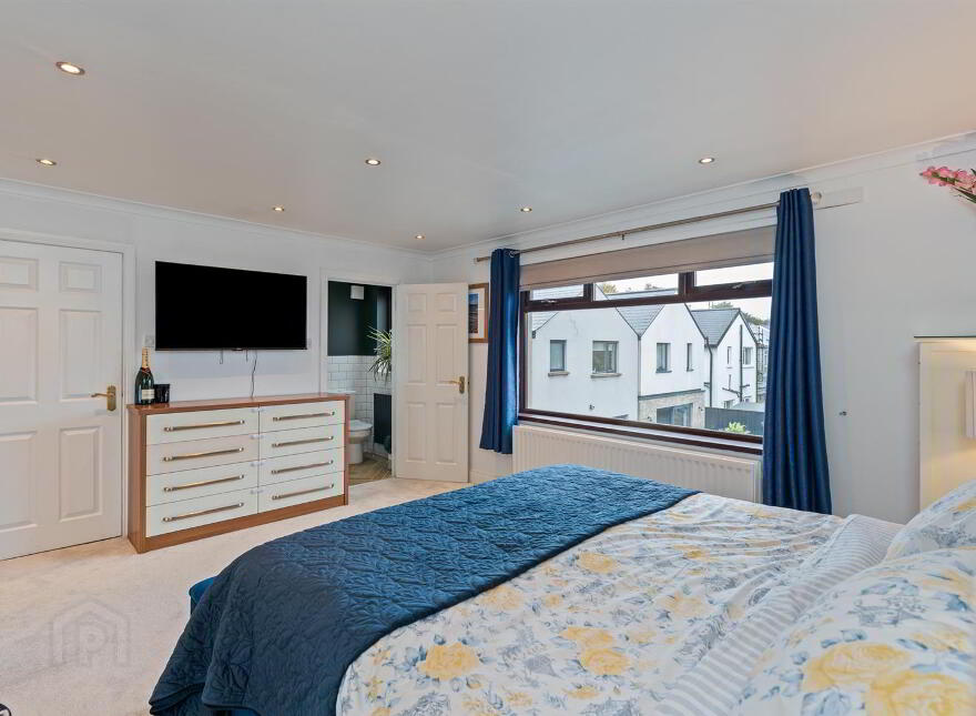 26 Bloomfield Road, Belfast, BT5 5LT