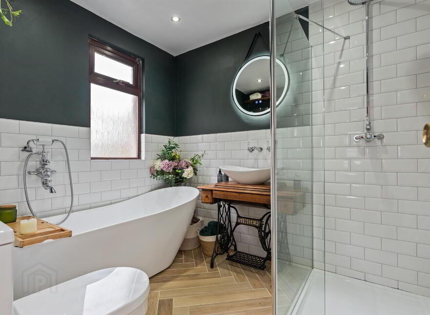 26 Bloomfield Road, Belfast, BT5 5LT