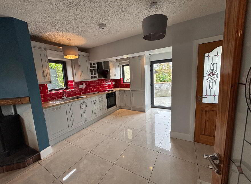 6 Martin Savage Terrace, Sligo Town, F91AHK3
