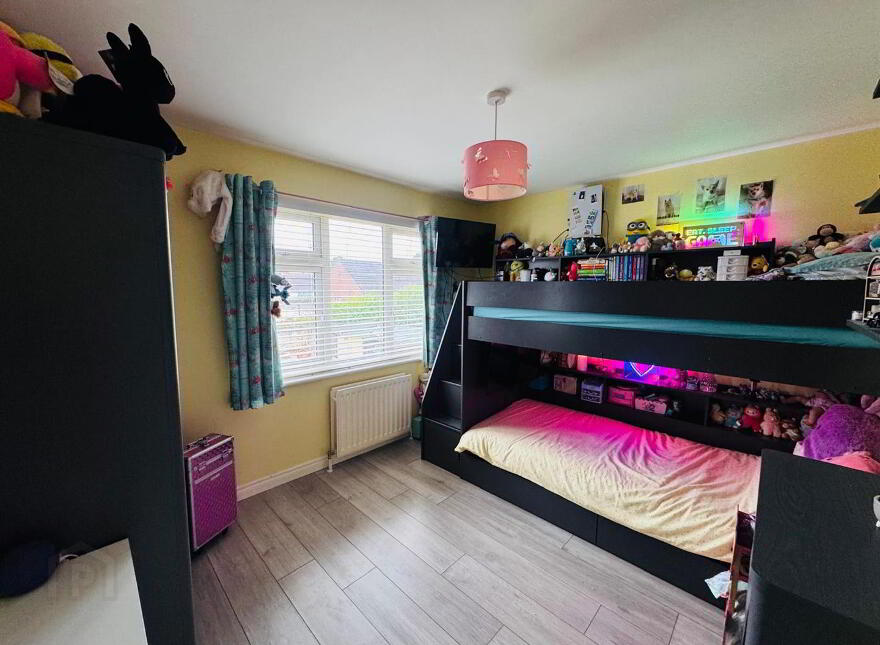 28 Rossdowney Drive, Waterside, L'Derry, BT47 5PR