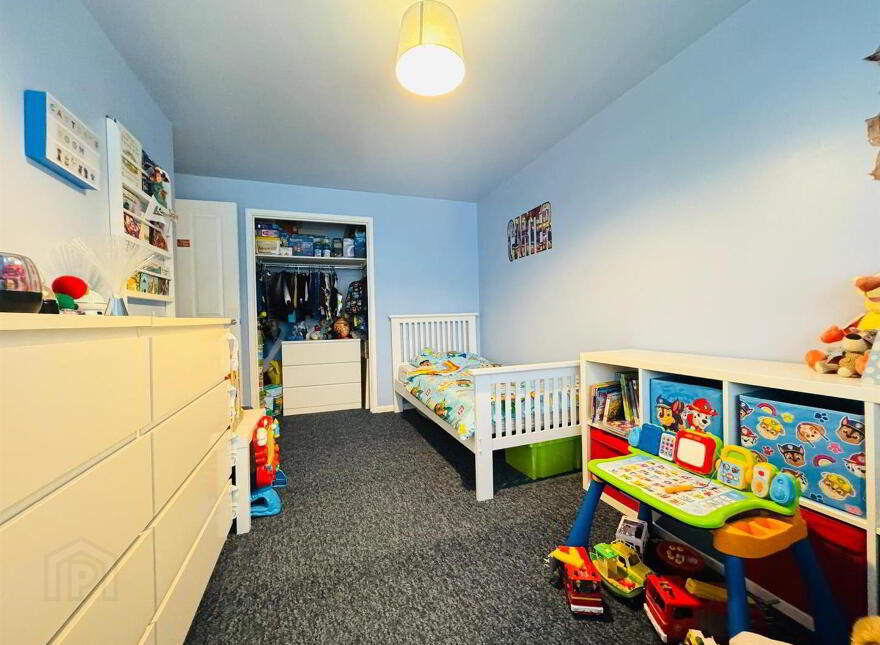 25 Carn Green, Carnmoney Road North, Newtownabbey, BT36 5YW