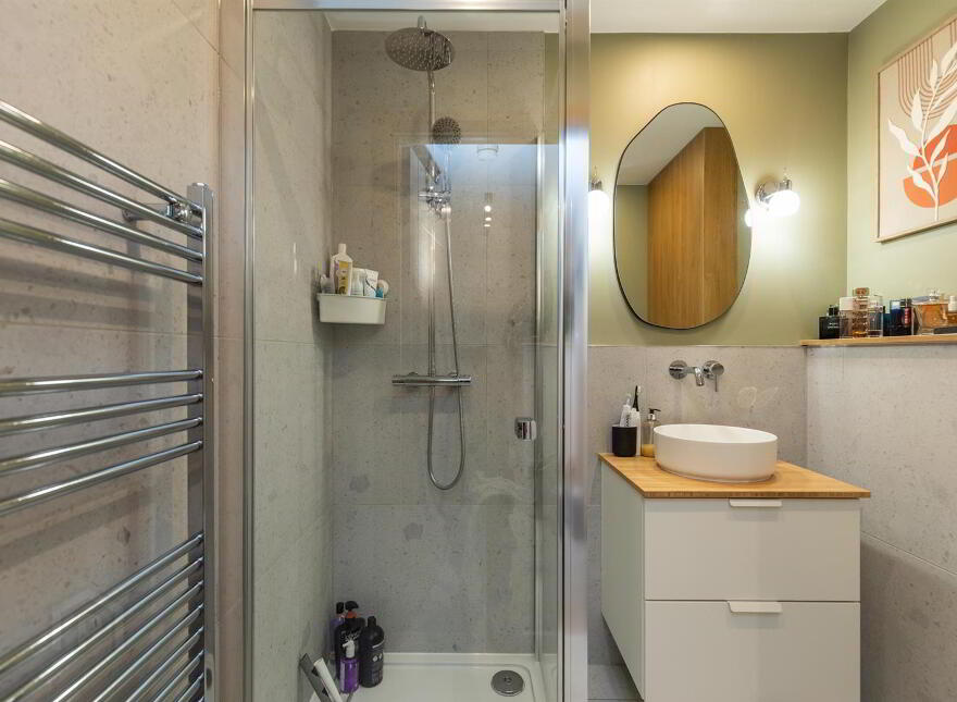 Apt 4, 112 Templemore Avenue, Belfast, BT5 4FX