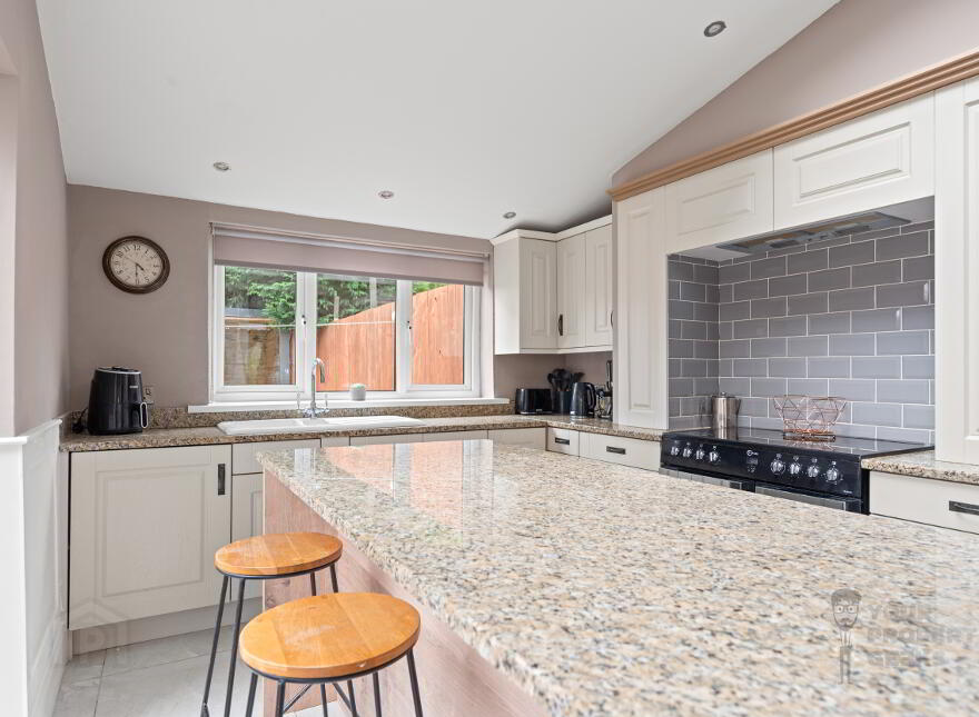 14 Springdale Gardens, Belfast, BT13 3QT