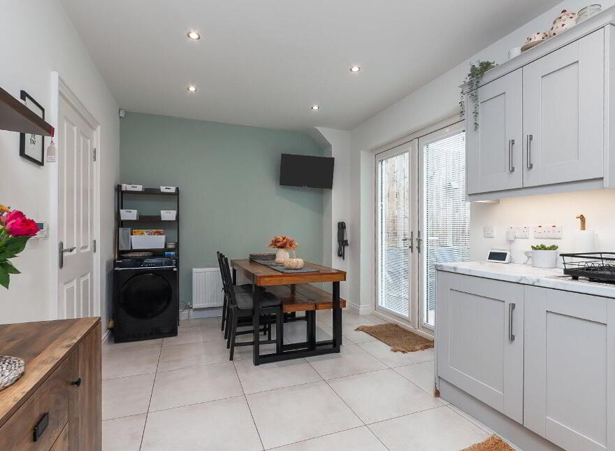 98 Bush Manor, Antrim, BT41 2WH