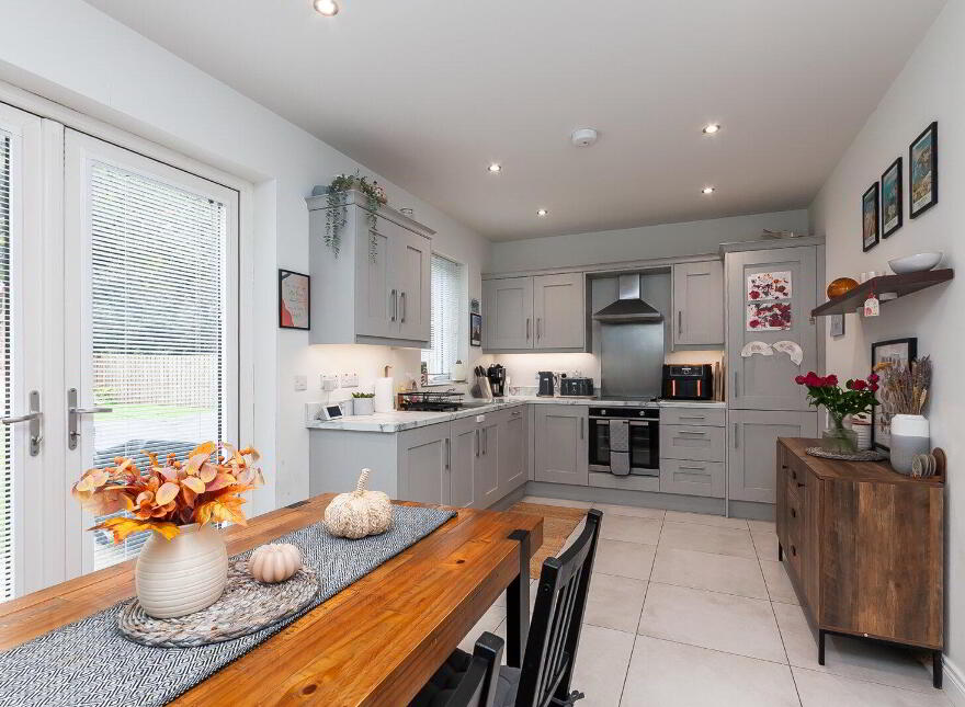 98 Bush Manor, Antrim, BT41 2WH