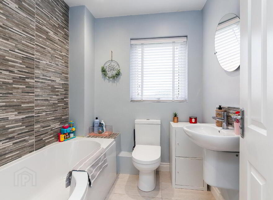 98 Bush Manor, Antrim, BT41 2WH