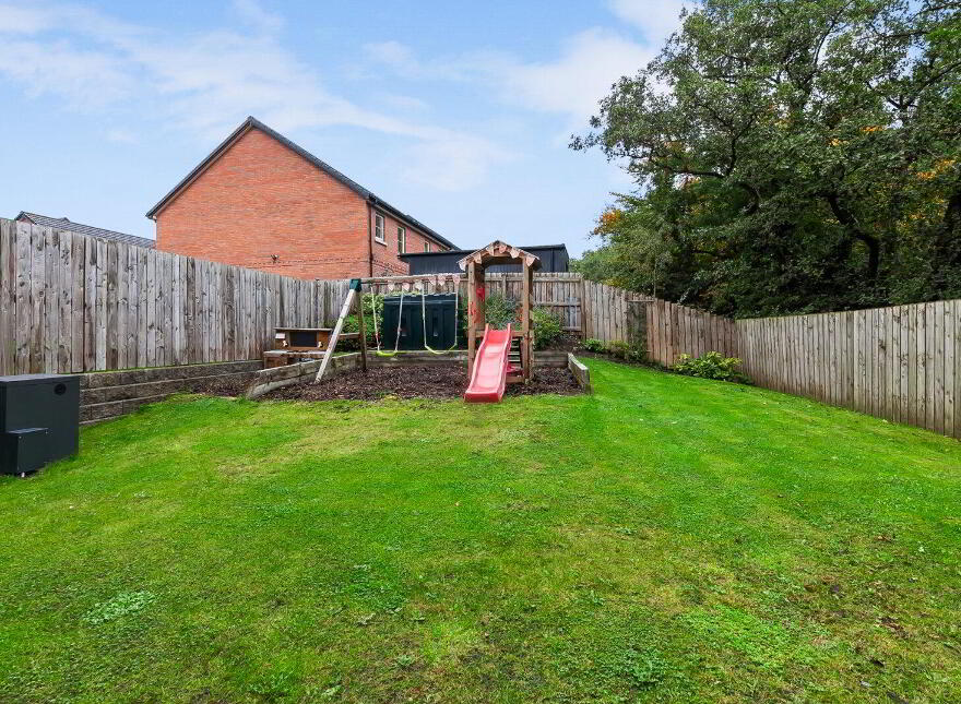 98 Bush Manor, Antrim, BT41 2WH