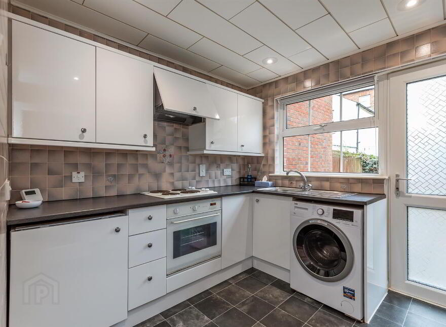 Apt 13, Earls Court, Bethany Street, Belfast, BT4 3FA